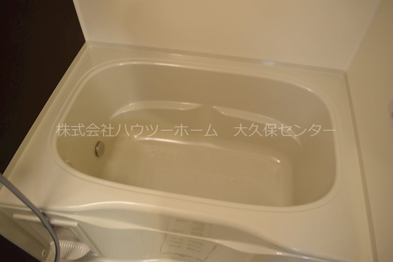 バス・シャワールーム　追い焚き可です。