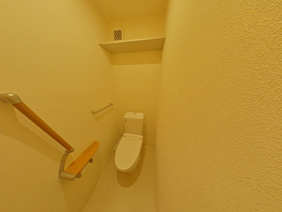 トイレ　※別部屋の写真です