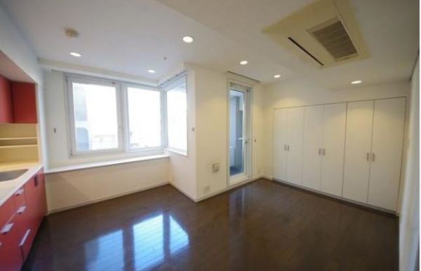 居室・リビング　※別部屋参考写真です