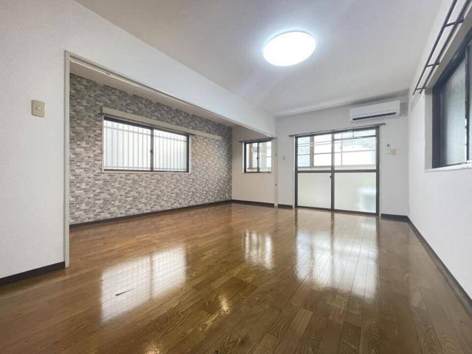 居室・リビング　リビング