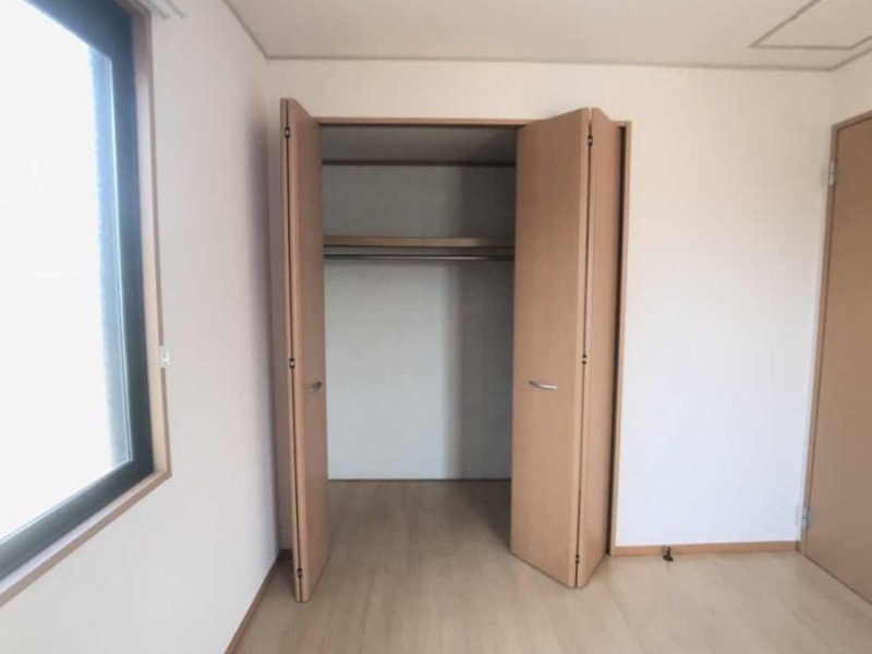 収納　図面と現状に相違がある場合には現状を優先