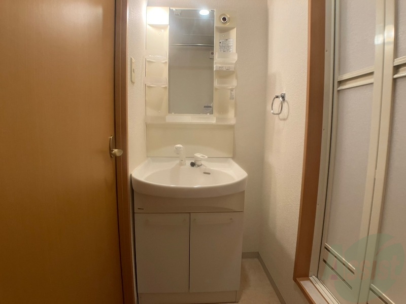 洗面設備　シャンプードレッサーで身支度もラクラクです！