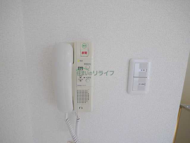 セキュリティ　アムロゼッタ四ツ谷