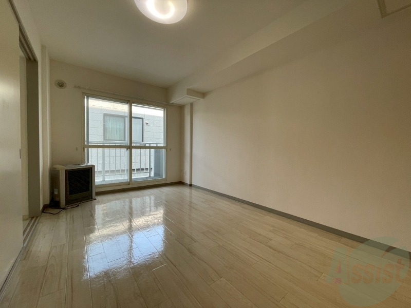 居室・リビング　広くてきれいなリビングです！快適に過ごせそうですね。