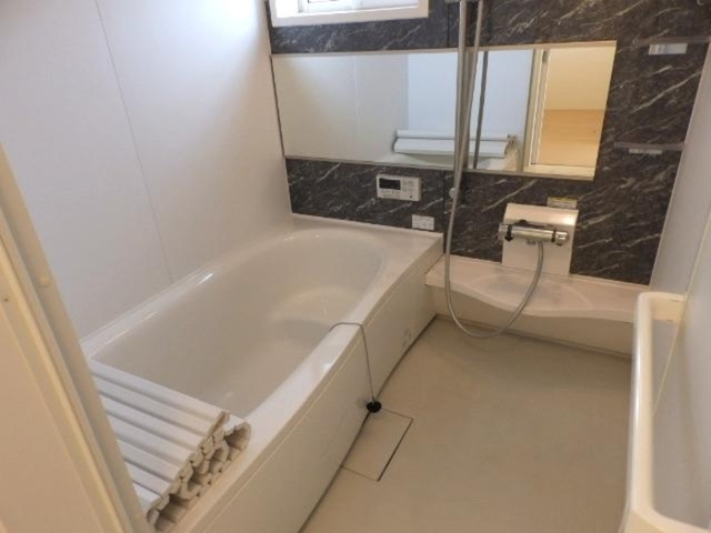 バス・シャワールーム　浴室