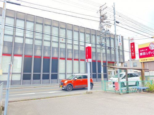 銀行　三菱UFJ銀行東海支店（銀行）まで535m