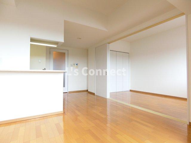 その他部屋・スペース　居室と寝室を分けて生活できる１ＬＤＫ。