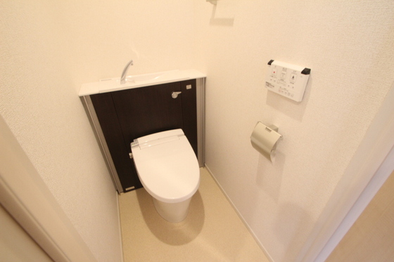 トイレ　※同シリーズの別建物です。