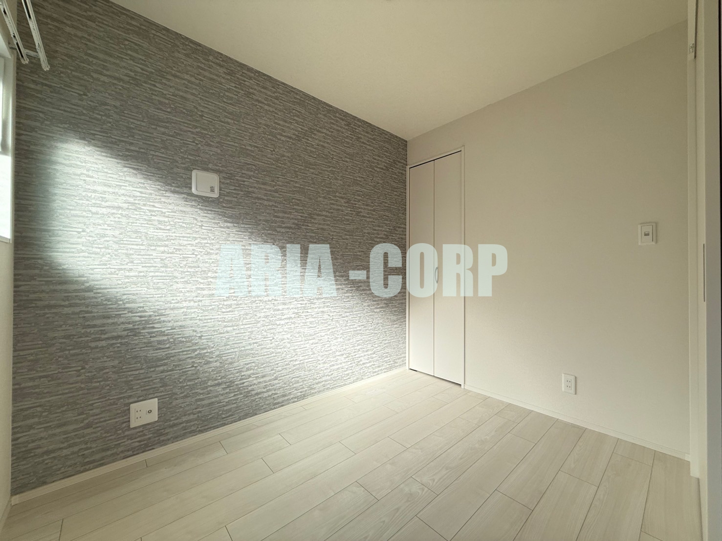 その他部屋・スペース　柱のでっぱりのない使い勝手のよいお部屋です！