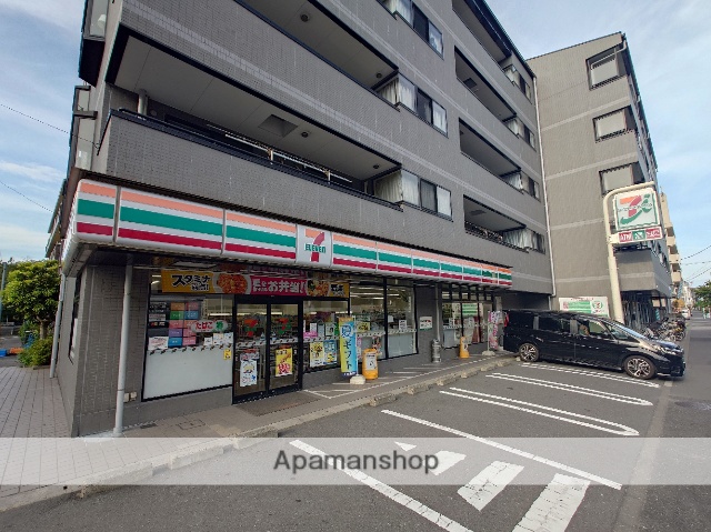 コンビニ　セブンイレブン　北区浮間２丁目店（コンビニ）まで230m