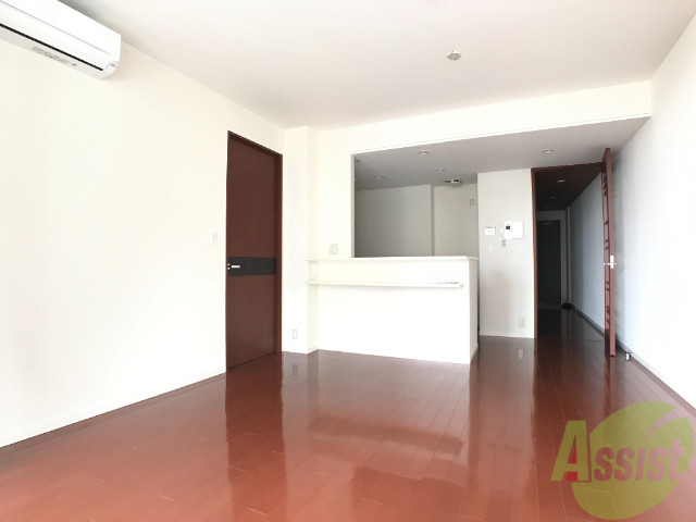 居室・リビング　日当りの良い、広めのお部屋となっております