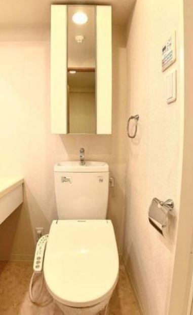 トイレ　※別部屋参考写真