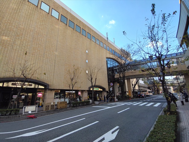 ショッピングセンター　モンテメール（ショッピングセンター）まで1001m