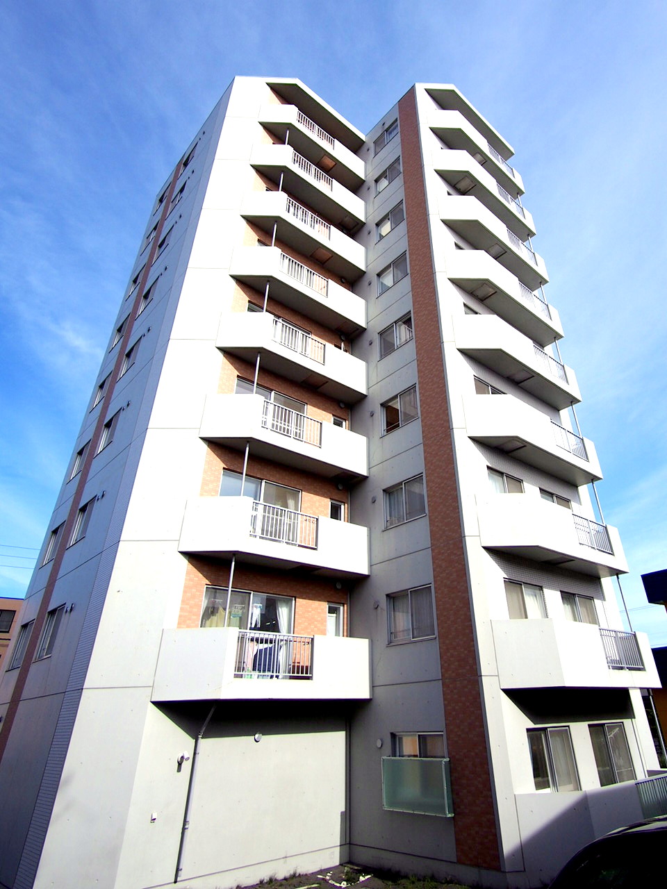 建物外観　人気のエレベーター付き高層マンションです♪