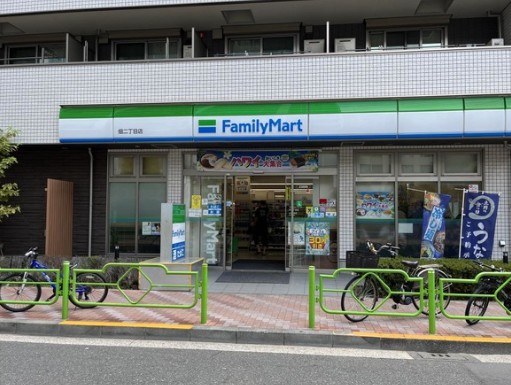 コンビニ　ファミリーマート佃二丁目店（コンビニ）まで261m