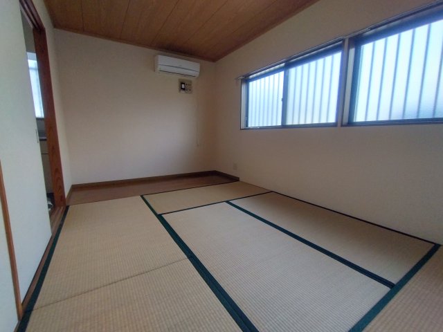 居室・リビング　6.0帖+板の間