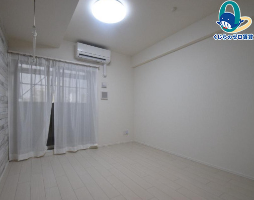 居室・リビング　初期費用分割可★ご希望の場所まで無料送迎サービス付♪ 初期費