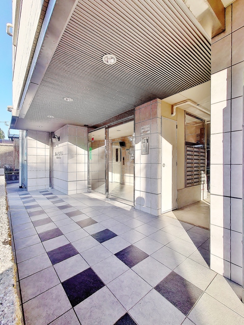 エントランス　エントランス