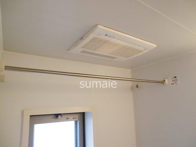 その他設備　浴室乾燥機付いています。