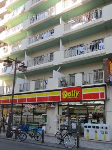 コンビニ　デイリーヤマザキ（コンビニ）まで99m