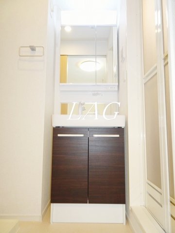 洗面設備　洗面台です。