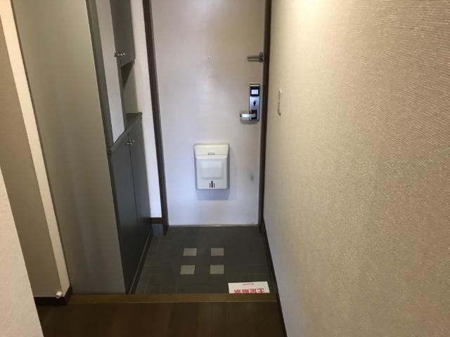 玄関　玄関