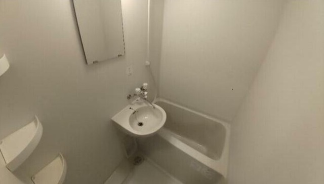 バス・シャワールーム　バスルーム