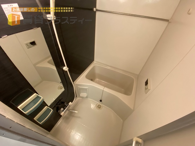 バス・シャワールーム　１日の疲れをバスルームでゆっくりと…。