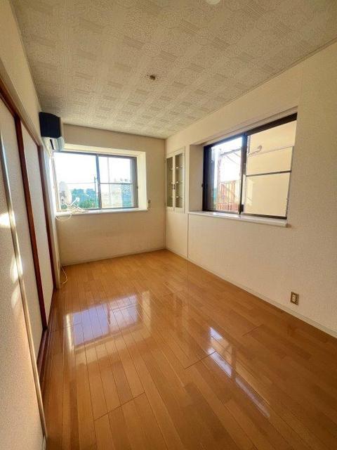 その他　２階洋室（南側）