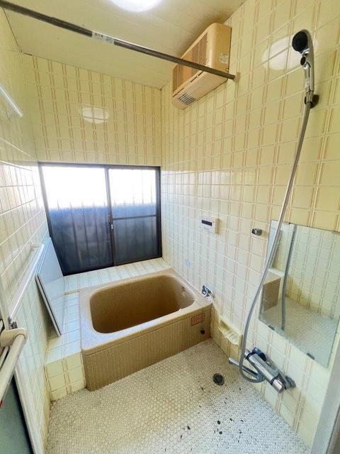 バス・シャワールーム　バスルーム