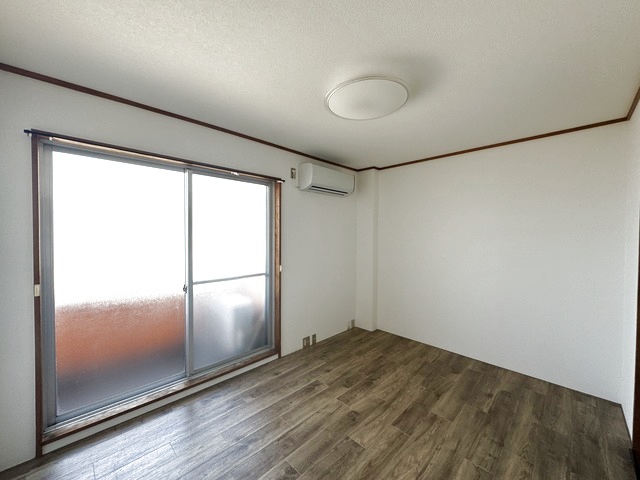 居室・リビング　【参考画像】他のお部屋の画像になります。