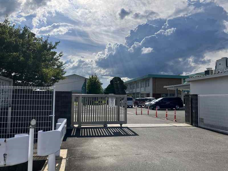 小学校　金立小学校（小学校）まで3324m