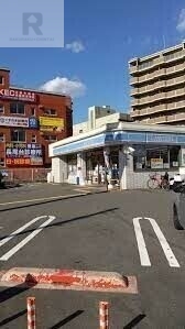 コンビニ　ローソン枚方町楠葉一丁目店（コンビニ）まで319m