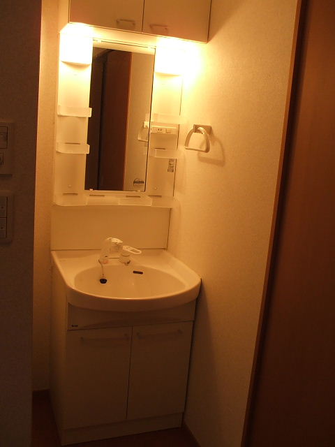 洗面設備　シャンプードレッサー付き