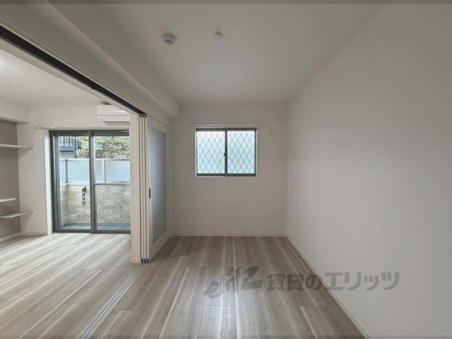 居室・リビング　洋室