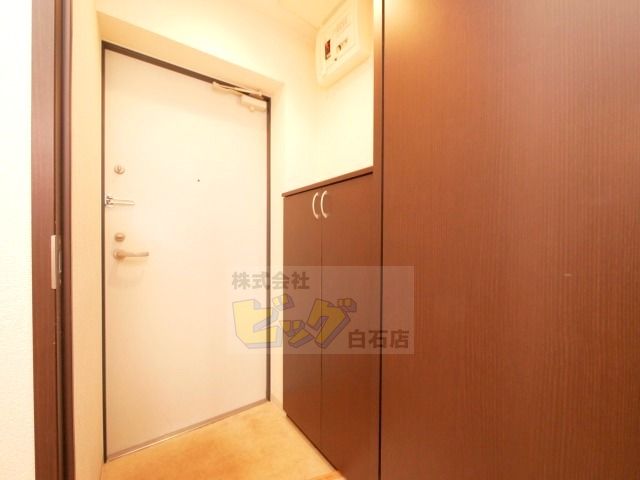 玄関　広々玄関です♪