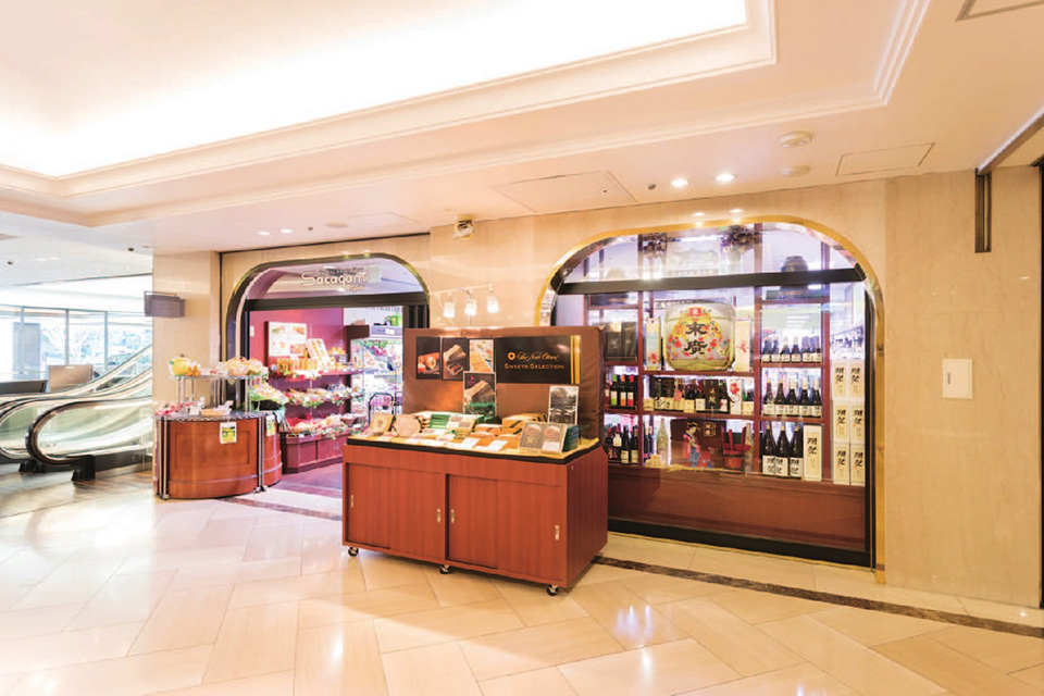 スーパー　サカガミルパ赤坂店（スーパー）まで564m