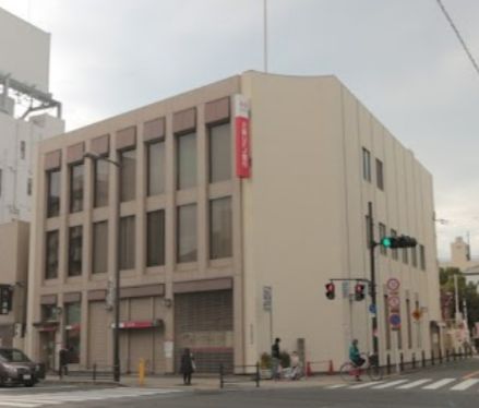銀行　三菱UFJ銀行玉出支店（銀行）まで440m
