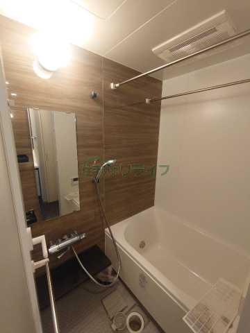 バス・シャワールーム　別部屋の参考写真です。