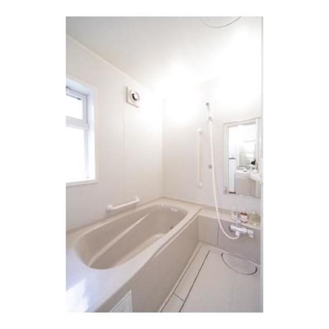 バス・シャワールーム　※写真は同タイプ住戸です。