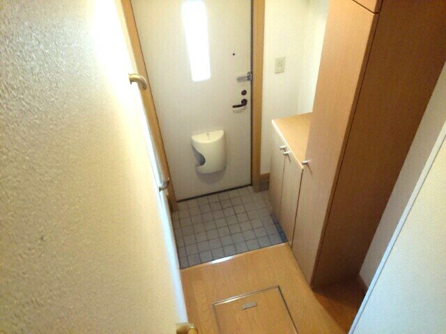 玄関　シンプルで使いやすい玄関です