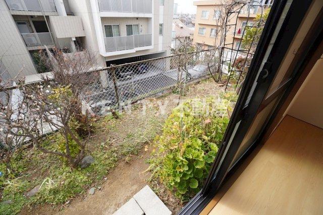 庭　お庭でゆったりと過ごせます