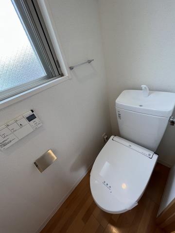 トイレ　同タイプ別部屋の室内写真（参考写真）