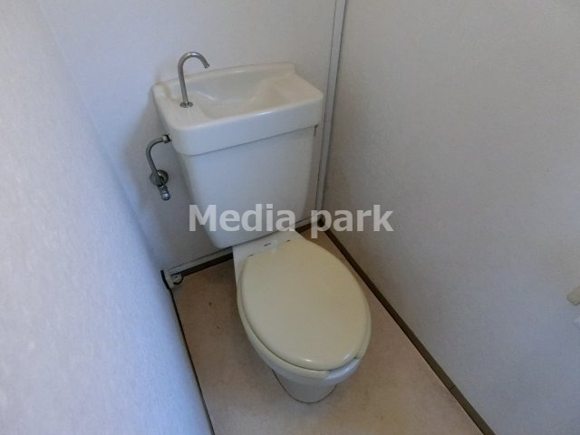 トイレ　同物件別のお部屋の参考写真です。
