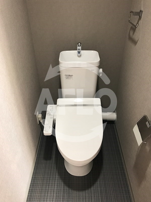 トイレ　ハナミズキ福島　温水洗浄便座