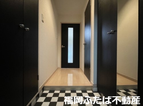 ローズモントフレア博多駅東の玄関写真