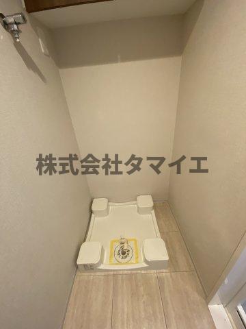 洗面設備　スペースが確保できる洗面所です
