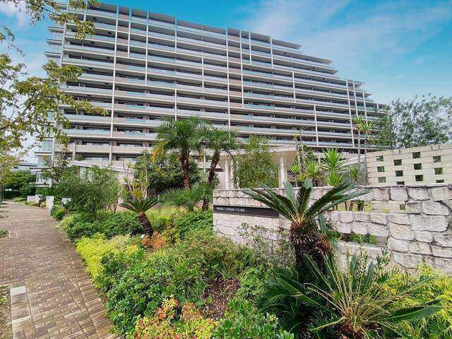 建物外観　オートロック完備