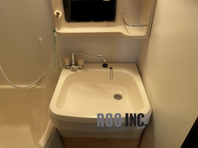 洗面設備　写真は反転のお部屋です