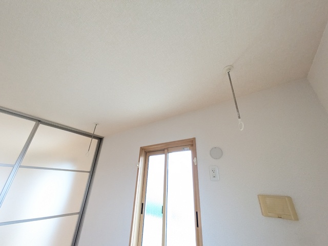その他設備　室内物干し